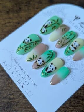 Cute Panda Bamboo Press-On Nails - Green Gradient Set